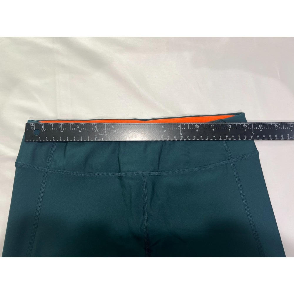 Under Armour Leggings Capris Womens Medium Green Heat Gear Activewear Running - Picture 6 of 6